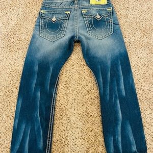 True Religion Straight jeans button flap pockets sz 34x34